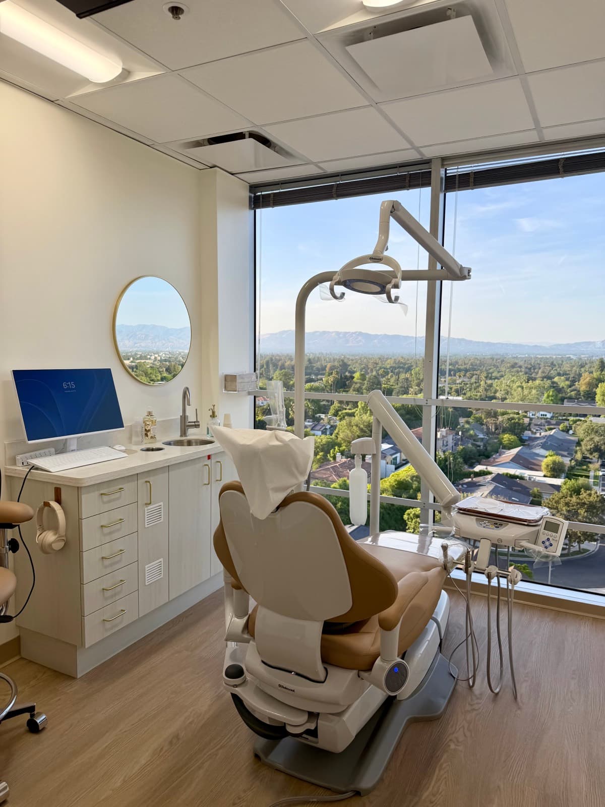 Treatment room at My Dental Boutique in Encino